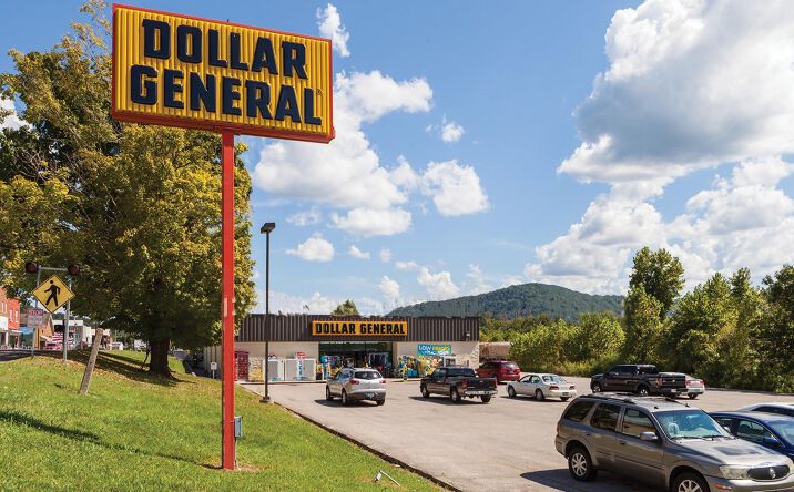 Pictures of Retail property located at 719 Main Street, Ravenna, KY 40472 for sales - image #1