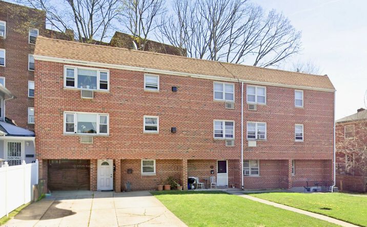 Pictures of Multifamily property located at 3611 UTOPIA PKWY, FLUSHING, NY 11358 for sales - image #1