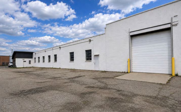 Pictures of Industrial property located at 26272 Groesbeck Hwy, Warren, MI 48089 for sales - image #1