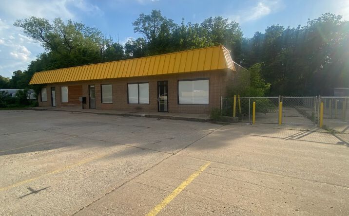 Pictures of Retail, Office property located at 5600 Raytown Road, Raytown, MO 64133 for sales - image #1