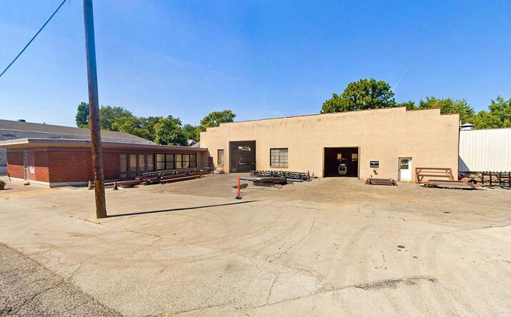 Pictures of Retail, Industrial, Special Purpose property located at 1001-1005 N 2nd St, St Charles, MO 63301 for sales - image #1