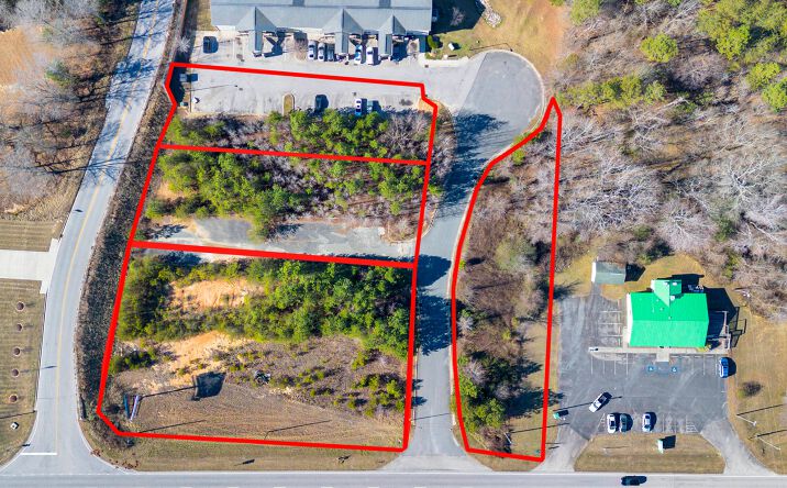 Pictures of Land property located at 877 North Main Street, Clover, SC 29710 for sales - image #1