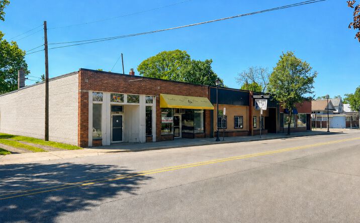 Pictures of Retail, Office, Mixed Use property located at 2001 Miami Street, South Bend, IN 46613, 2007 Miami Street, South Bend, IN 46613, 2009 Miami Street, South Bend, IN 46613, 2011 Miami Street, South Bend, IN 46613 for sales - image #1