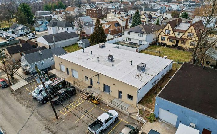 Pictures of Industrial property located at 17 Vreeland Street, Lodi, NJ 07644 for sales - image #1