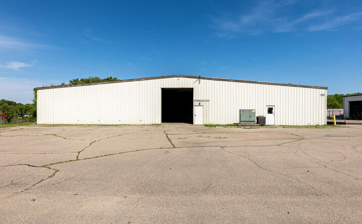 Pictures of Mixed Use property located at 5136 Wagner Ford Road, Dayton, OH 45414 for sales - image #1