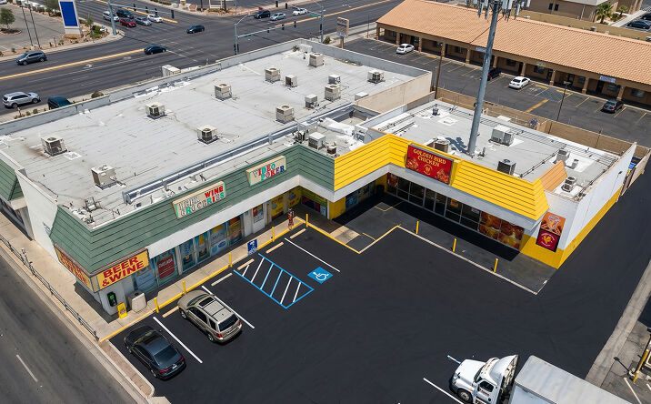 Pictures of Retail property located at 1195 East Desert Inn Road, Las Vegas, NV 89109 for sales - image #1