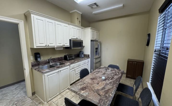 Pictures of Office property located at 1532 South Burnside Avenue, Gonzales, LA 70737 for sales - image #1