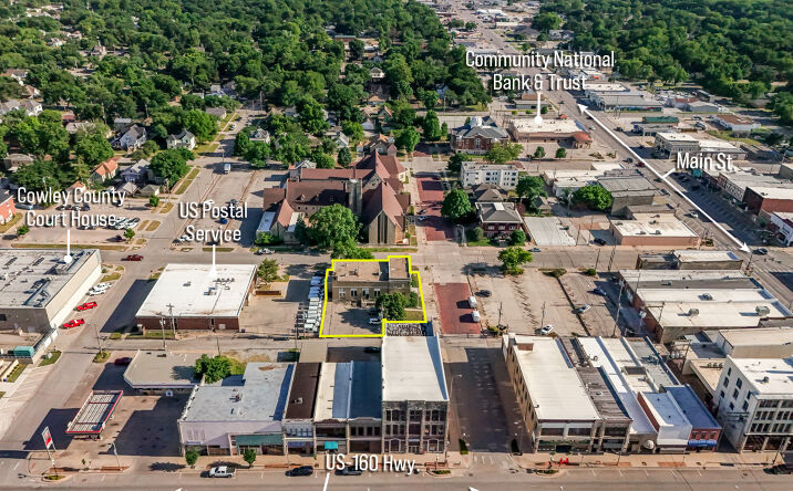 Pictures of Retail, Mixed Use property located at 920 Millington Street, Winfield, KS 67156 for sales - image #1