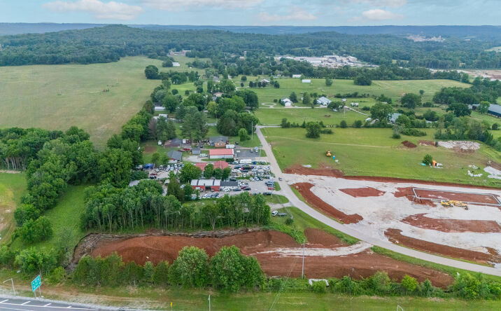 Pictures of Land property located at 201 Willoughby Lane, Bowling Green, KY 42101 for sales - image #1
