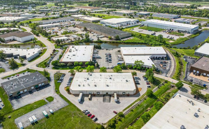 Pictures of Industrial property located at 13825 Parks Steed Drive, Earth City, MO 63045 for sales - image #1