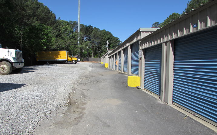 Pictures of Self Storage property located at 127 Commerce Street, Fayetteville, GA 30214 for sales - image #1