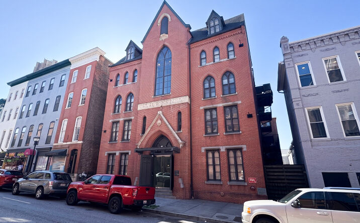 Pictures of Multifamily property located at 125 West Saratoga Street, Baltimore, MD 21201 for sales - image #1