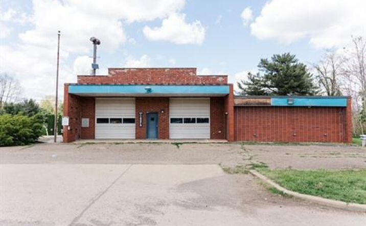 Pictures of Special Purpose property located at 3525 Lincoln St E, Canton, OH 44707 for sales - image #1