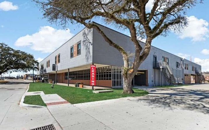 Pictures of Multifamily property located at 612 W TEXAS AVE, BAYTOWN, TX 77520 for sales - image #1