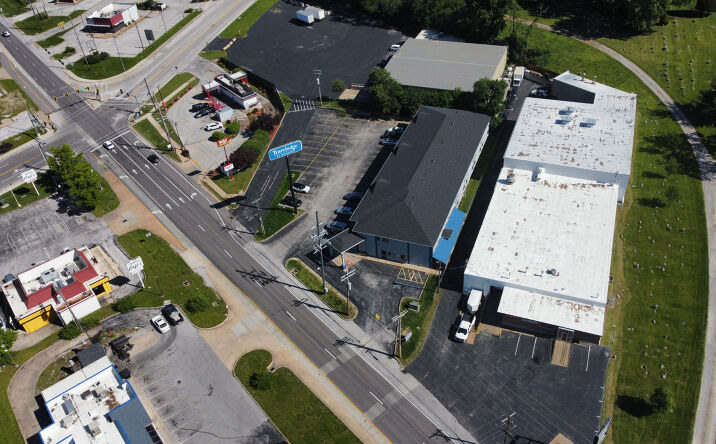 Pictures of Hospitality property located at 9645 Natural Bridge Rd, St Louis, MO 63134 for sales - image #1