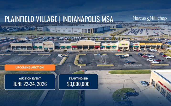 Pictures of Retail property located at 160 PLAINFIELD VILLAGE DR, PLAINFIELD, IN 46168-2781 for sales - image #1