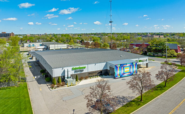 Pictures of Self Storage property located at 851 MARIETTA ST, SOUTH BEND, IN 46601-3254 for sales - image #1