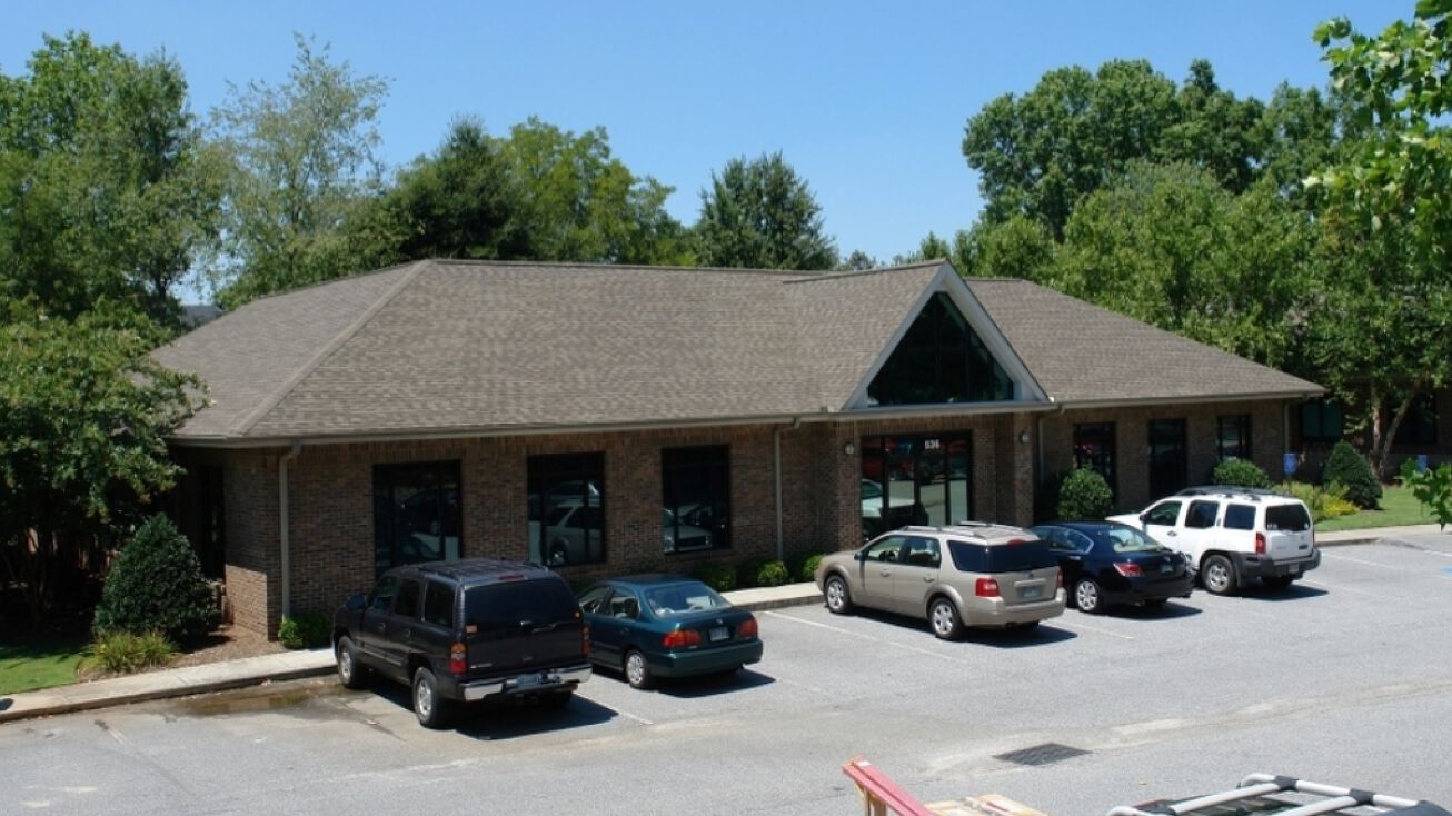 536 Old Howell Rd, Greenville, SC 29615