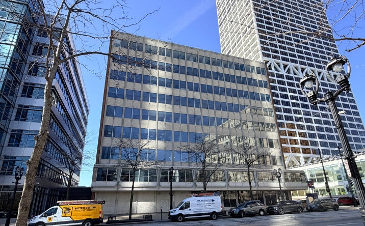 Pictures of Retail property located at 811 E Wisconsin Avenue, Milwaukee, WI 53072-3734, 622 N Cass Street, Milwaukee, WI 53202 for sales - image #1