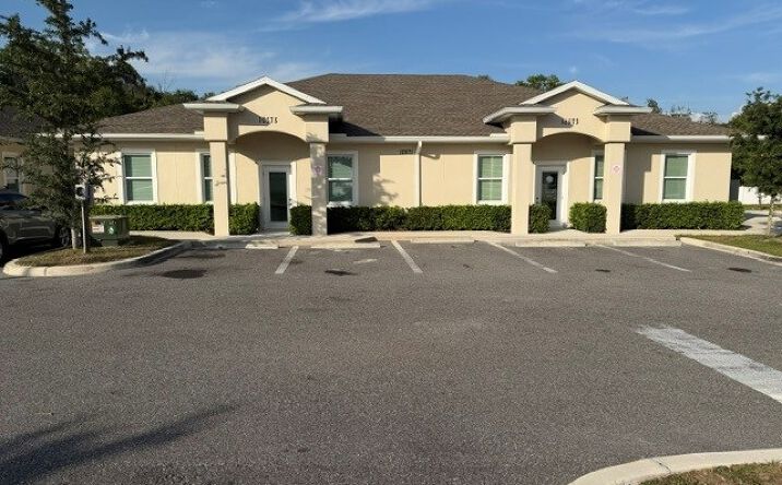 Pictures of Office property located at 10571-10575 Bloomingdale Rd Drive, Riverview, FL 33578 for sales - image #1