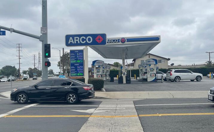 Pictures of Retail property located at 9706 Telegraph Rd, Downey, CA 90240 for sales - image #1
