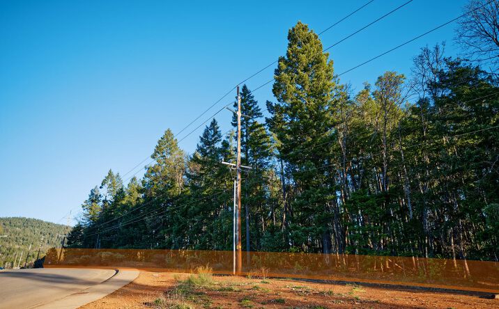 Pictures of Retail, Land property located at 0 Redwood Highway, 39-08-16-D0 Lot 600, Cave Junction, OR 97523 for sales - image #1