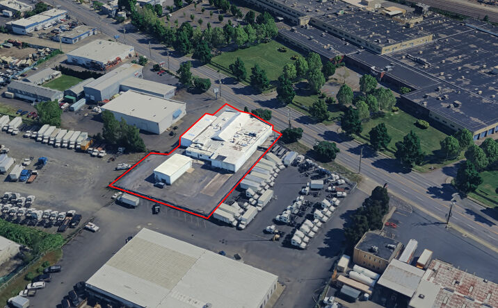 Pictures of Industrial property located at 81 Northeast Columbia Boulevard, Portland, OR 97220 for sales - image #1