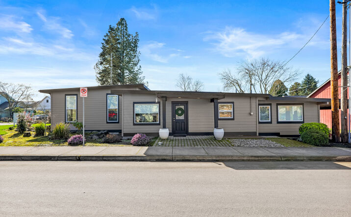 Pictures of Office property located at 22467 SW Ash St, Sherwood, OR 97140 for sales - image #1
