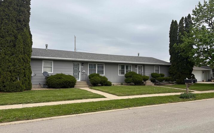 Pictures of Multifamily property located at 2514-2516 Sunset Drive, Iowa Falls, IA 50126 for sales - image #1