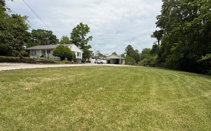 Pictures of Special Purpose property located at 704 Cedar Ln, Tullahoma, TN 37388 for sales - image #1