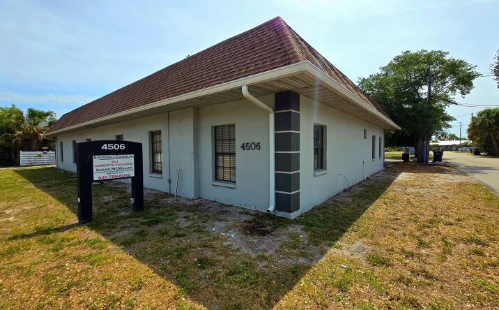 Pictures of Retail, Office property located at 4506 26th Street West, Bradenton, FL 34207 for sales - image #1