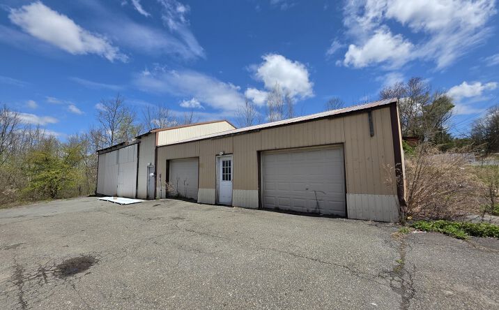 Pictures of Mixed Use property located at 852 New York 17b, Monticello, NY 12701 for sales - image #1