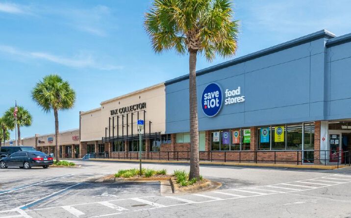 Pictures of Retail property located at 650 Florida 60, Lake Wales, FL 33853 for sales - image #1
