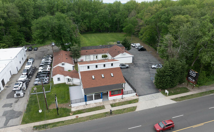 1221 Bloomfield Ave, Fairfield