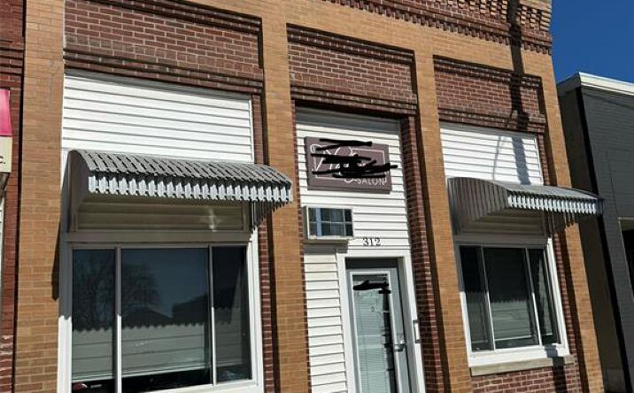 Pictures of Mixed Use property located at 312 W Wood St, Urbana, IA 52345 for sales - image #1
