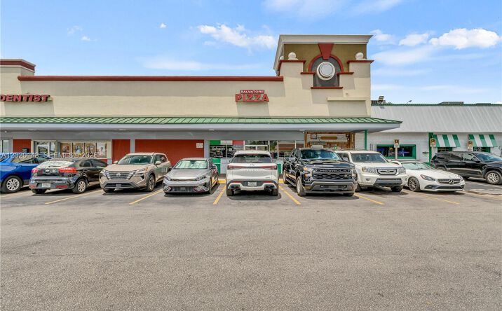 Pictures of Business for Sale, Retail property located at W 84 St, Hialeah, FL 33014 for sales - image #1