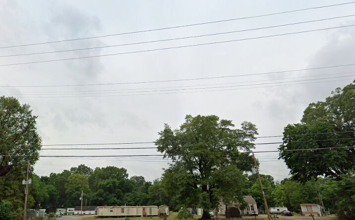 Pictures of Mixed Use, Land, Mobile Home Park property located at 3023 LAMAR AVE, MEMPHIS, TN 38114 for sales - image #1