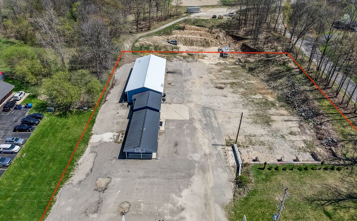 Pictures of Office, Industrial, Mixed Use property located at 1633 South Hanover Street, Hastings, MI 49058 for sales - image #1