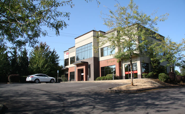 Pictures of Office property located at 2895 South Beavercreek Road, Oregon City, OR 97045 for sales - image #1