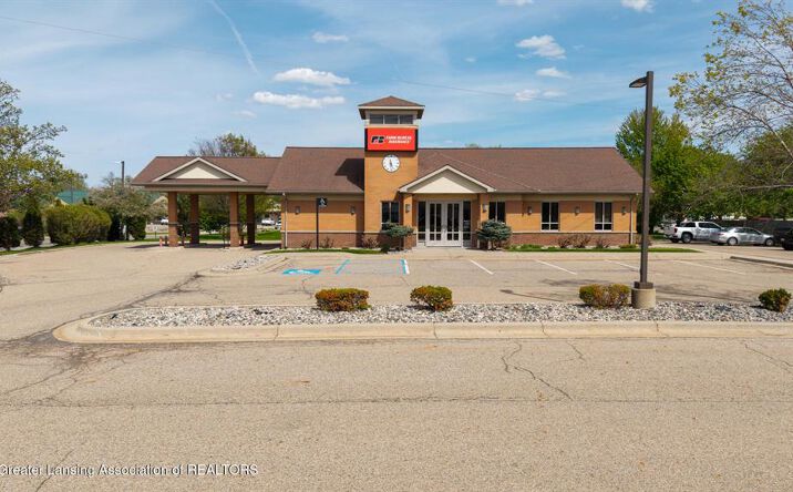Pictures of Retail, Office property located at 13215 S US Highway 27, DeWitt, MI 48820 for sales - image #1