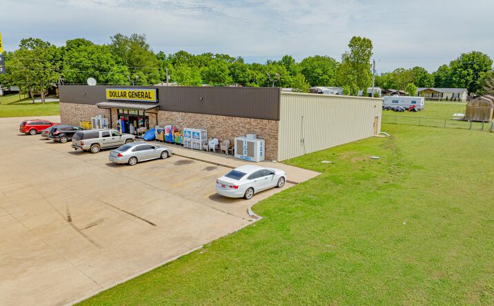 Pictures of Retail property located at 25800 South 655 Road, Grove, OK 74344 for sales - image #1