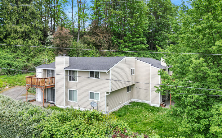 Pictures of Multifamily property located at 218 10th Street, Snohomish, WA 98290 for sales - image #1