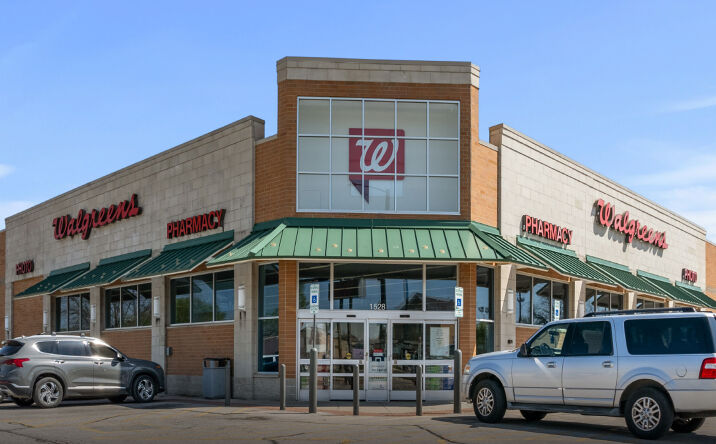 Pictures of Retail property located at 1528 Main Street, Parsons, KS 67357 for sales - image #1