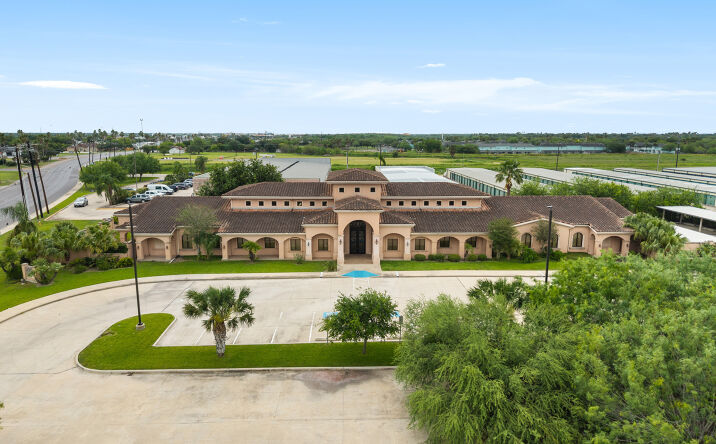 Pictures of Office, Mixed Use property located at 2420 E Tyler, Harlingen, TX 78550 for sales - image #1