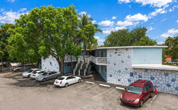 Pictures of Multifamily property located at 2210 Northwest 7th Court, Fort Lauderdale, FL 33311 for sales - image #1