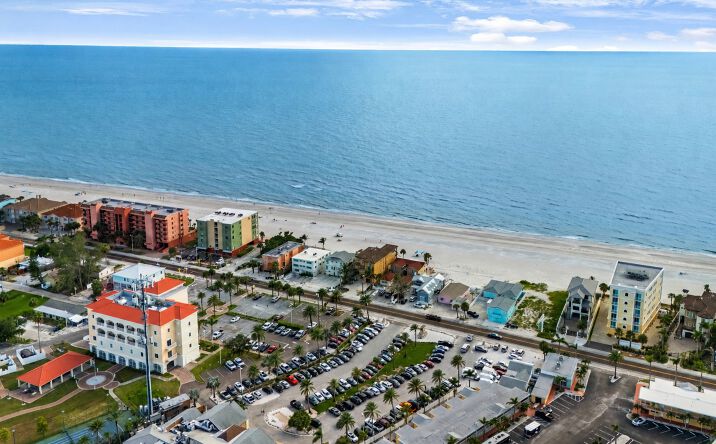 Pictures of Multifamily property located at 19310 GULF BLVD, INDIAN SHORES, FL 33785 for sales - image #1