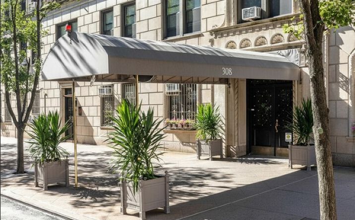 Pictures of Office property located at 308 East 79th Street, New York, NY 10075 for sales - image #1
