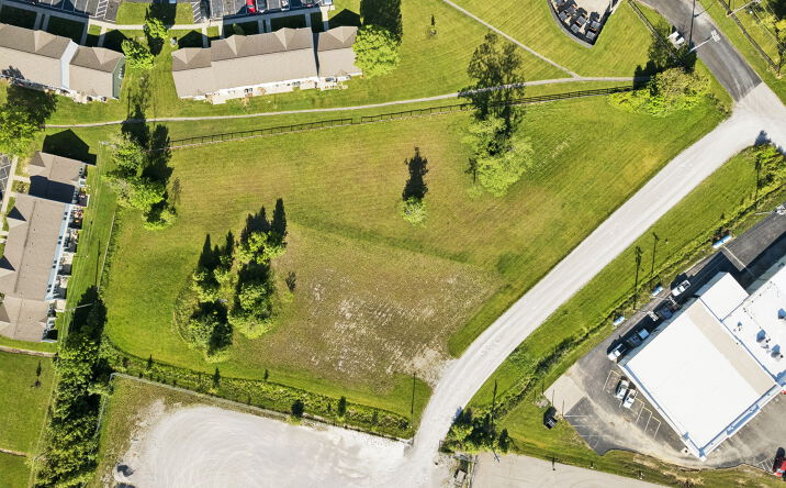 Pictures of Retail, Land property located at 130 Kelli Lane, Bethel, OH 45106 for sales - image #1