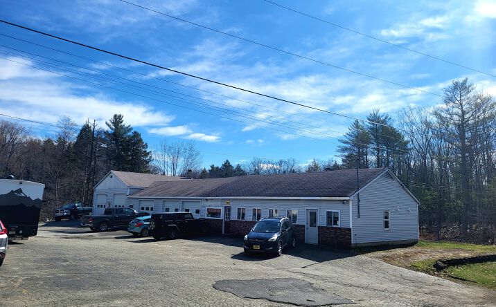 Pictures of Retail, Mixed Use property located at 454 Brunswick Avenue, Gardiner, ME 04345 for sales - image #1