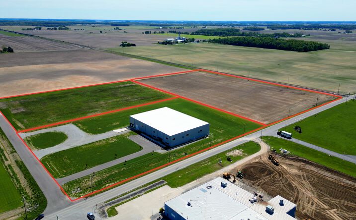 Pictures of Retail, Industrial property located at 1820 Baker Drive, Ossian, IN 46777 for sales - image #1